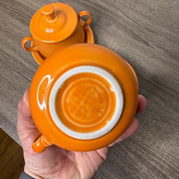 Fiesta Tangerine Sugar Bowl and Creamer Set with Tray Homer Laughlin RETIRED - Picture 3 of 6